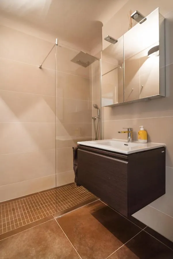 Cosy Apartment Near Vic Viena
